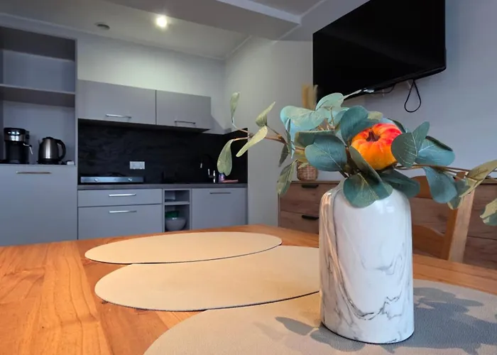 Aparthotel8 بستشستا كلودزكا